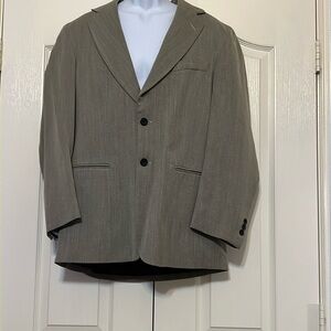 Men’s grey wool blend sports coat. Size 52L